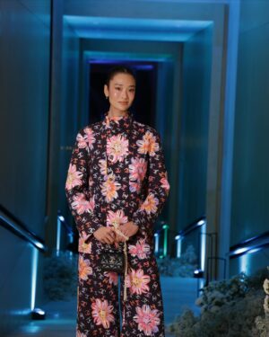 Chutimon Chuengcharoensukying Instagram - I’m thrilled  to celebrate @centralembassy’s first decade and it would be an honor to join the Central Embassy 10th Anniversary Celebration Party & BANGKOK 3024 by @danielarsham.
#CentralEmbassy10thAnniversary
#Bangkok3024DANIELARSHAM
#CentralEmbassyXDanielArsham
#CentralEmbassyXAokbab
#CentralEmbassy