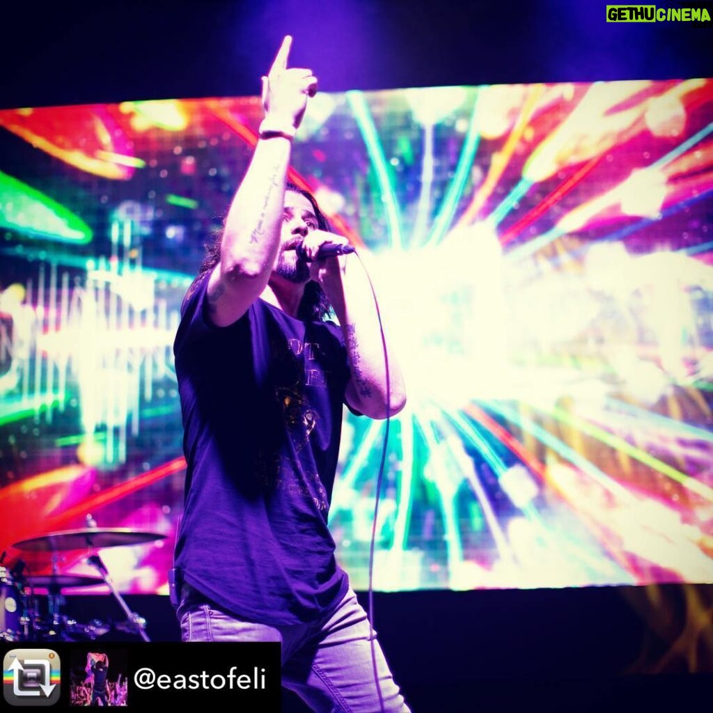 Chyler Leigh Instagram - #VEGASBABY #VIPYeahYouKnowMe Repost from @eastofeli using @RepostRegramApp - VEGAS! @TMOVegasStrip is hooking up fans with free VIP tickets to the Acoustic Live Recording at @PalazzoVegas on 4/29! We have 4 pairs of tickets for the first fans who get here #eoeXtour