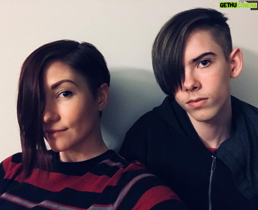 Chyler Leigh Instagram - Son came back from the stylist... Now we be #twinning with our #emohair