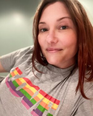 Chyler Leigh Instagram - Happy #pride to my BEAUTIFUL LGBTQ  family. You are loved and cherished and celebrated just as your incredible, fabulous, AUTHENTIC selves. Sending hugs and kisses to a community who’s overly deserving and wildly wonderful… just as you are 
🖤🤎❤️🧡💛💚💙💜 🏳️‍⚧️