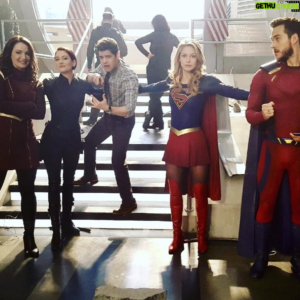 Chyler Leigh Instagram - Happy Birthday to the most Super-est of Sisters! We sure all love you very very much @melissabenoist ❤️👯‍♀️❤️