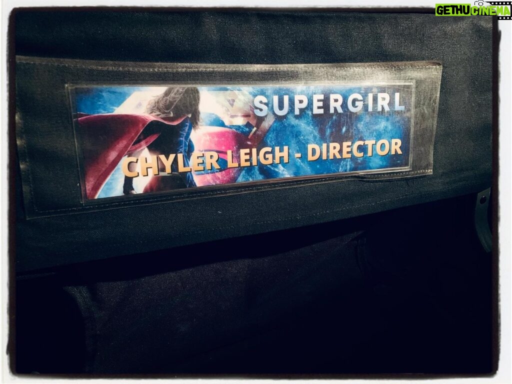 Chyler Leigh Instagram - Oh yes, Friends. It’s happening 😎🎬 My directorial debut on the show that’s changed my life for the better ❤️ Such an honor @supergirlcw #cutprintcheckthegate #SupergirlSeasonSix