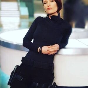 Chyler Leigh Instagram - Hittin’ Monday like Wuuuuut... I got you, Sucka! #mondaymood