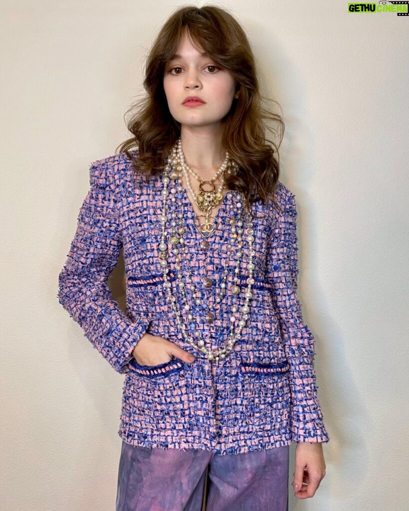 Ciara Bravo Instagram - dogluvr1997 now entering the chat💜 @chanelofficial @welovecoco @samanthamcmillen_stylist