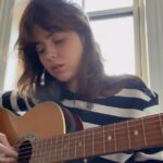 Clairo Instagram – attempting to learn one of the most beautiful songs i’ve heard in a while , @mitskileaks