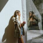 Clara Alonso Instagram - Unas de hoy, cuando la luz entró así de linda♡ Feliz finde, ah y corran a jugar a las clarivinanzas. ¿Con qué ciudad queres que invente una?