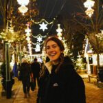 Clara Alonso Instagram - Mi primera vez en Copenhagen, Dinamarca. Estoy encanta con su arquitectura, con el diseño, con la filosofía de vida de los daneses y gente que vive acá. La próxima vendré en verano, para conocer su otra cara. Es verdad que el clima puede ser hostil, pero que ciudad encantadora♡. ¿Algunx conoce? ¿Quieren compartir sus spots favoritos?