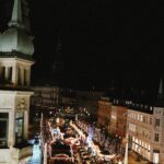 Clara Alonso Instagram - Mi primera vez en Copenhagen, Dinamarca. Estoy encanta con su arquitectura, con el diseño, con la filosofía de vida de los daneses y gente que vive acá. La próxima vendré en verano, para conocer su otra cara. Es verdad que el clima puede ser hostil, pero que ciudad encantadora♡. ¿Algunx conoce? ¿Quieren compartir sus spots favoritos?