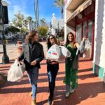 Clara Lago Instagram - De cuando fuimos “Pretty Woman” en Santa Barbara… versión #secondhand que es más nuestro estilo ✌🏼