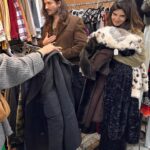 Clara Lago Instagram - De cuando fuimos “Pretty Woman” en Santa Barbara… versión #secondhand que es más nuestro estilo ✌🏼