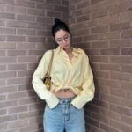 Clara Lee Instagram - ⠀ 𝘙𝘦𝘭𝘢𝘹𝘪𝘯𝘨 𝘵𝘪𝘮𝘦 𝘰𝘧 𝘵𝘩𝘦 𝘥𝘢𝘺 ◡̈