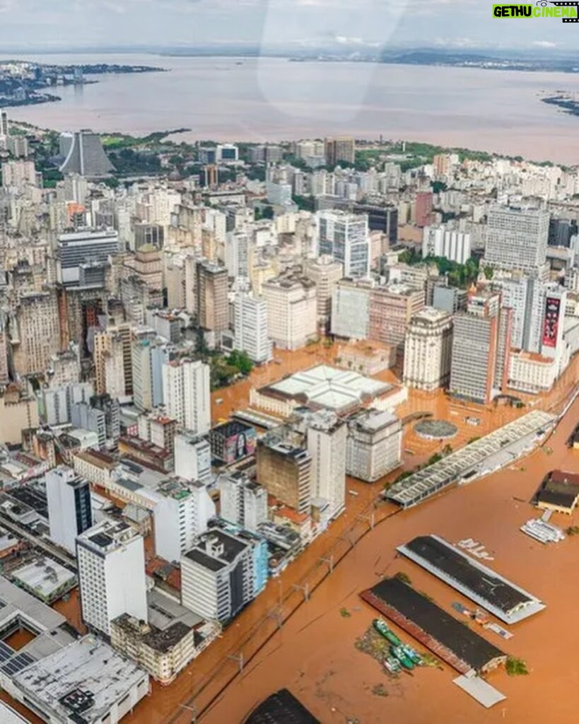 Claudia Ohana Instagram - Ajudem com o que puderem!!! Todos pelo Rio Grande do Sul 🙏✨