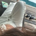 Claudia Ohana Instagram - STAYCATION: combinação de “stay” (ficar) e “vacation” (férias), ou seja, buscar experiências dentro da sua própria cidade. Assim tem sido os meus dias incríveis de retiro no hotel e spa @santateresamgallery. Dias de pausa e conexão comigo mesma! 💫