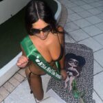 Claudia Romani Instagram - Pick your favorite and comment below … ☘️☘️☘️🇮🇪🇮🇪🇮🇪!!!! Do you guys celebrate St Patrick’s? I love being Irish for a day!!! #kissmeimirish