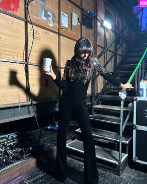 Claudia Winkleman Instagram - Strictly ❤️ @sineadmckeefry @debbiedannell @amyhair4