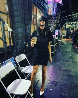 Claudia Winkleman Instagram - Hello. Strictly is on in 5. ❤️@sineadmckeefry @debbiedannell @sarah_taylor_country_life