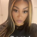 Cleopatra Bernard Instagram - Happy Monday 💋