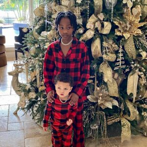 Cleopatra Bernard Instagram - Merry Xmas