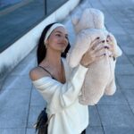 Cloé Cooper Instagram - Mon petit ourson 🤎🐻 Je t’aime plus que tout