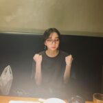 Cocomi Instagram - 友人と焼肉へ‼️ 美味しくてガッツポーズ。 何故か妹の自慢大会に。 生肉最高です！！！！