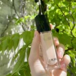 Cocomi Instagram - Todays makeup& 【Coco推し】新メンバー加入のお知らせです🤟🏻✨🥰 コンシーラー、00.5Nというクマにもほうれい線や小鼻あたりと、使い勝手が良すぎる色味なので是非試して見てください。（メイク好きだったら多分叫ぶくらい好きな色） ・ 目元メイクは今日はしない日なので、とてもナチュラルです。色番とかを載せていきますね〜！🤟🏻 ▶︎コンシーラー: ディオール スキンフォーエヴァー スキン コレクト コンシーラー 00.5N ▶︎リップ: ディオールアディクトリップティント 351 ナチュラルヌード ▶︎チーク: ディオール ロージーグロウ 012ローズウッド ・ このチーク好きすぎてアイシャドウとしても使っちゃったりしてます👍🏻👍🏻👍🏻👍🏻✨