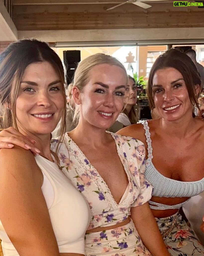 Coleen Rooney Instagram - Amazing couple of weekends away at our friends weddings. Thank you for letting me be a part of your special celebrations. ❤️💒💍