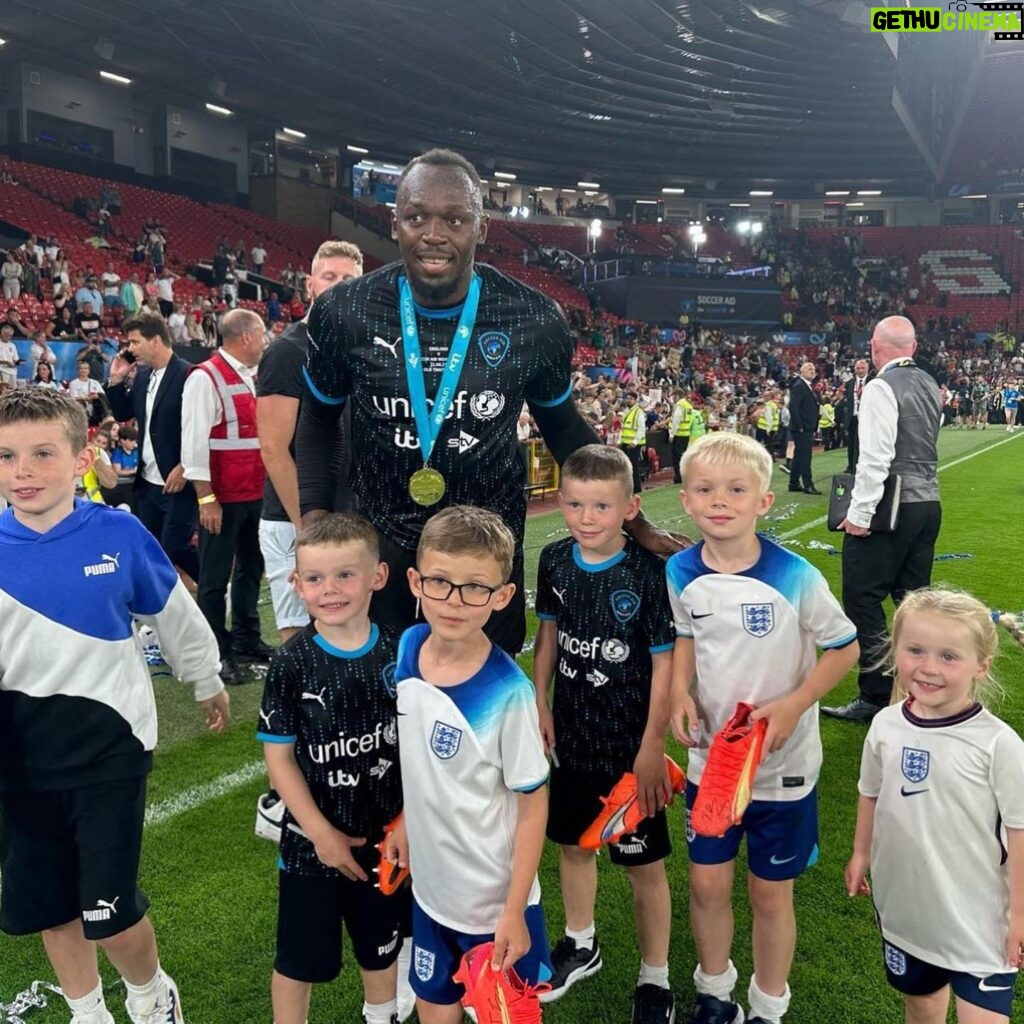 Coleen Rooney Instagram - Brilliant night at @socceraid. Amazing event for a great cause. Thanks and well done to all the @triple_sgroup team who put it all together. 👏👏👏