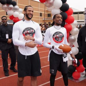 Colin Kaepernick Instagram - Huge birthday shout to my Brother @quavohuncho! Had an amazing time celebrating with you at #hunchoday in the ATL! Appreciate you inviting me and my Brother @e_reid35 to play, and always supporting us! Great seeing you give back to the community you grew up in. Let’s keep going! ✊🏾
📷: @djtonedef