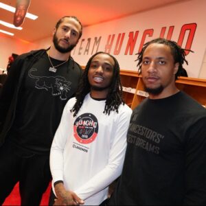 Colin Kaepernick Instagram - Huge birthday shout to my Brother @quavohuncho! Had an amazing time celebrating with you at #hunchoday in the ATL! Appreciate you inviting me and my Brother @e_reid35 to play, and always supporting us! Great seeing you give back to the community you grew up in. Let’s keep going! ✊🏾
📷: @djtonedef