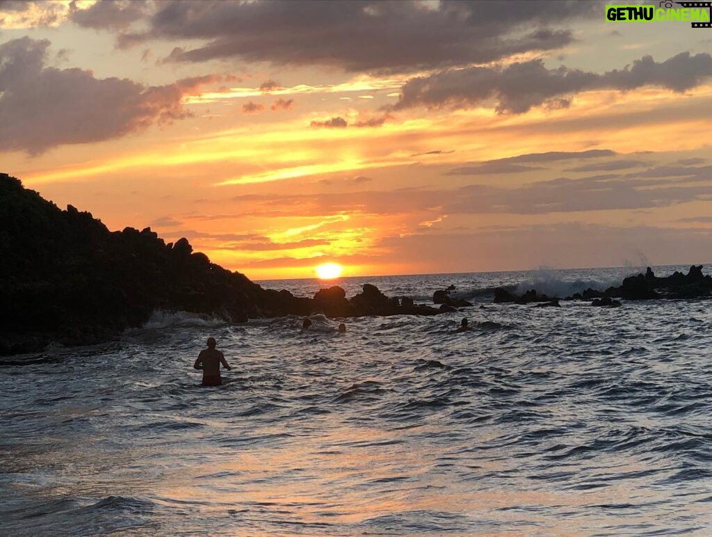 Connie Britton Instagram - Maui. My heart is broken. Your loss is all of our loss. Your generous island and shores held us so lovingly when we shot @thewhitelotus during covid in 2020. And now we send massive love and strength for recovery during this unbearable time. You will always be a brilliant gleaming gem with a gorgeous heart and unbreakable spirit. #maui