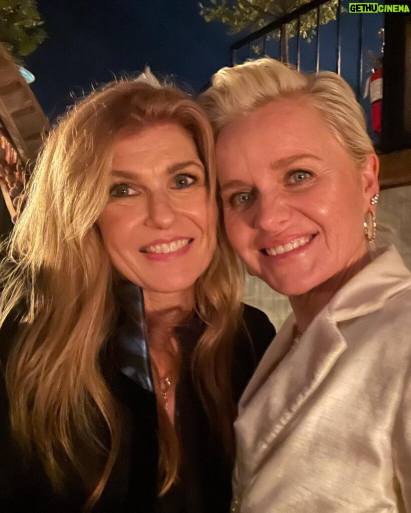 Connie Britton Instagram - One of the best things about last night’s #InStyleBadassWomen party was getting @laurabrown99 on MY lap! Which is not an easy thing to do as you’ll see if you scroll through. She deserves all the coziness and hugs for consistently celebrating women, friendship, diversity, and fun. And what a joy after 2 years to see so many women I admire. Thank you @laurabrown99 @instylemagazine and @drbarbarasturm for making me feel like a queen.