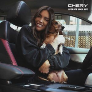 Constanza Piccoli Instagram - El verano se disfruta con Bambo y @chery_chile 😍💕