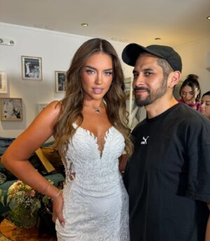 Constanza Piccoli Instagram - Me creo la rajaaaa jajajaja es todo lo que quería!! Mi vestido hermoso de @nevadanovias y mi maquillador fav @raulflores 😱😍