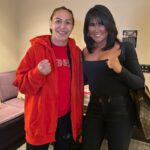 Cristiane Justino Instagram - 🙏🏽 Find a friend like @miastjohnboxer who inspires and motivates you. ❤️ it is such a blessing having your support. Powerful women build each other 🥰 thanks for your support fight night. 🇧🇷🇧🇷🇧🇷🇧🇷🇧🇷🇧🇷🇧🇷 🙏🏽 Encontre um amiga como @miastjohnboxer que te inspire e motive. ❤️ É uma bênção ter o seu apoio. Mulheres poderosas se edificam 🥰 obrigada pelo apoio na noite da luta.