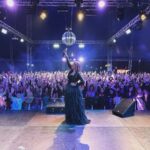 Cristina D'Avena Instagram - Grazie di cuore a tutti voi per questo sold out! 🫶 ieri a @collisioni festival siete stati fantasticiii!!! 🌈 Ci vediamo domani a Verona!! 💓