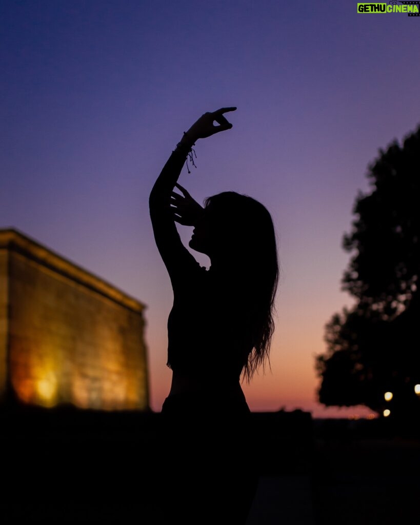 Cristinini Instagram - Templo de Debod 🏯 #cristinini #iamcristinini #atardecer