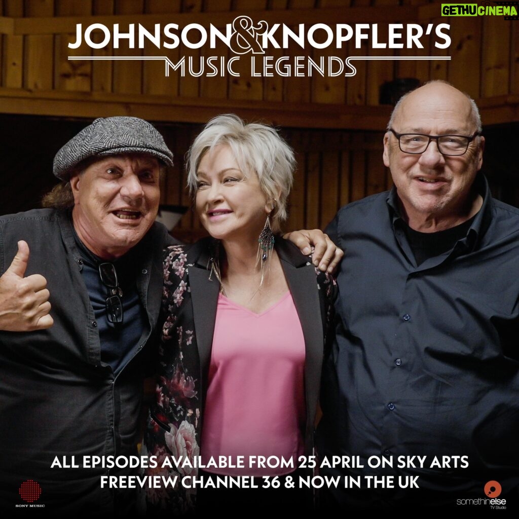 Cyndi Lauper Instagram - Johnson & Knopfler’s Music Legends airs in the UK on Sky Arts, Freeview & NOW from 25 April #Johnsonandknopflersmusiclegends #SkyArts 🤘👩🏼‍🎤🎶