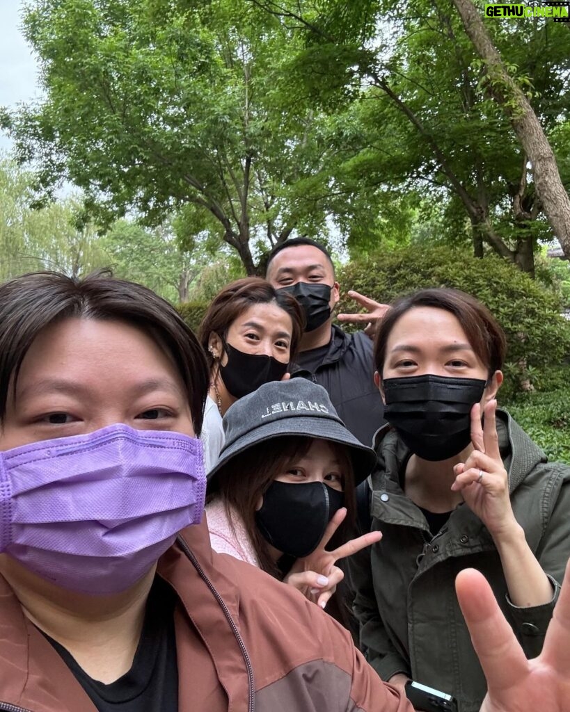 Cyndi Wang Instagram - 來濟南大明湖畔尋找雨荷😜 #還珠格格