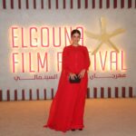 Cynthia Khalifeh Instagram - From last night’s red carpet of the Egyptian film SHANAB. I enjoyed watching all the beautiful and funny list of actors and actresses, in this light social comedy plot. Thank you for the cast and crew 🍿🎬 I would also like to thank my glam team for finally pulling up my mood to glam up Stylist: @wassimfakhoury Makeup: @ranim.alturki 💎 @iramjewelry_ Dress: @semsem Hair: @ahmed_issa_beauty_salon from @alsagheersalons And the biggest love wave goes to @elgounafilmfestivalofficial 💘a