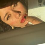 Cynthia Khalifeh Instagram - 💕💗🌸BOO!!!🎀💄🍬🧞‍♀️🦩
