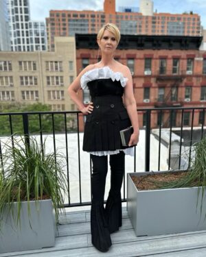 Cynthia Nixon Instagram - AJLT S2 Press Tour Looks from uptown to downtown in my favorite city 🏙️🗽 The biggest thanks to @AliciaLombardini (styling), @ItsMatin (makeup) and @RebekahForecast (hair) for your amazing talents and artistry! I’m lucky to work with all of you ❤️❤️❤️