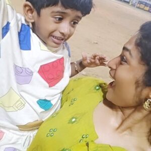 Cynthia Vinolin Instagram - PorutKatchi Vibes 🤩🔥 Part 2
  Beating this Summer with this trade fair event with our lovely kutties 🤩🔥😍

#cynthiavinolin
#familytime #love #peace #happiness #chennai #toronto #canada🇨🇦
