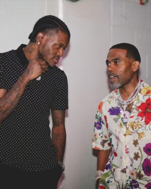 D.C. Young Fly Instagram - Life gon always have people who think they are experts givin mediocre advise !!!! Jus stay Tru to yoself cause this nigga got on a express rain coat with varsity jacket patches …. U open his jacket and see all the threads and heat press 😂😂😂😂😂😂 plus he still got the waist string still hangin so that mean he turn it into a bath robe too mr nasty man 😂😂😂😂😂