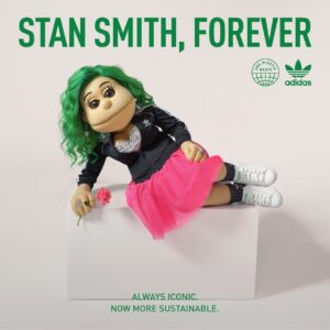 أبلة فاهيتا Instagram - أنا جرين حتى في حذائي من أجل مستقبل ابنائي @adidasmena #EndPlasticWaste #PrimeGreen #StanSmithForever
