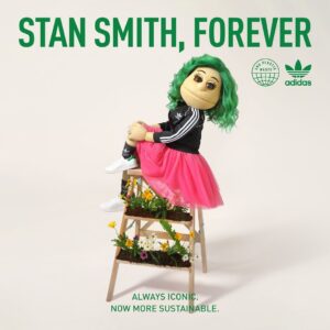 أبلة فاهيتا Instagram - أنا جرين حتى في حذائي من أجل مستقبل ابنائي @adidasmena #EndPlasticWaste #PrimeGreen #StanSmithForever