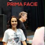 Débora Falabella Instagram - Faltam apenas 3 dias para os ensaios abertos de Prima Facie, no Teatro Adolpho Bloch! Os ingressos já estão acabando, garanta o seu no link da bio 😉 Prima Facie | Teatro Adolpho Bloch (RJ) | Ensaio aberto: 26, 27 e 28 de Abril |Temporada: 02 de maio a 30 de Junho | De quinta a sábado, às 20h | Domingo, às 18h | Duração: 90 minutos | Classificação: 12 anos | Ingressos à venda no link na bio #primafaciebrasil #primafacie #Teatro #teatrorj #TeatroAdolphoBloch #déborafalabella