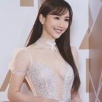 Dada Chan Instagram - The 17th Asian Film Awards 第十七屆亞洲電影大獎 Make up: @bubuumakeup Hair: @jackjack_hung @dazzlehairsalon_ Dress: @theweddinggown_official @inbaldrorofficial nail: @luxenail Ring: @crisathena_paris