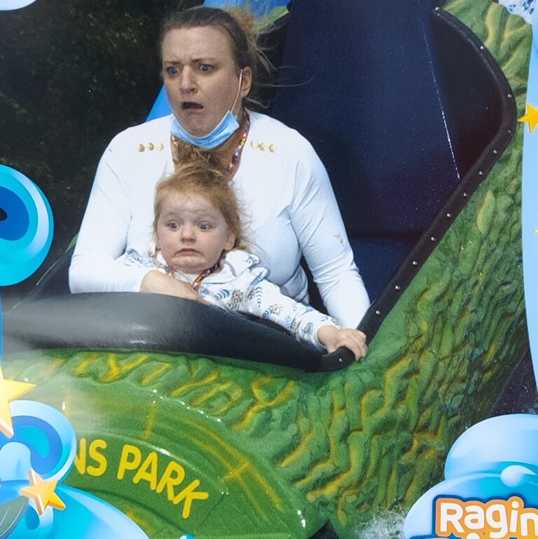 Daisy May Cooper Instagram - When you walk into the giftshop to find a crowd of people laughing at your photo, so you have to buy it to get it taken down from screens. 🤣🤣🤣🤣🤣 bloody love you @paultonspark