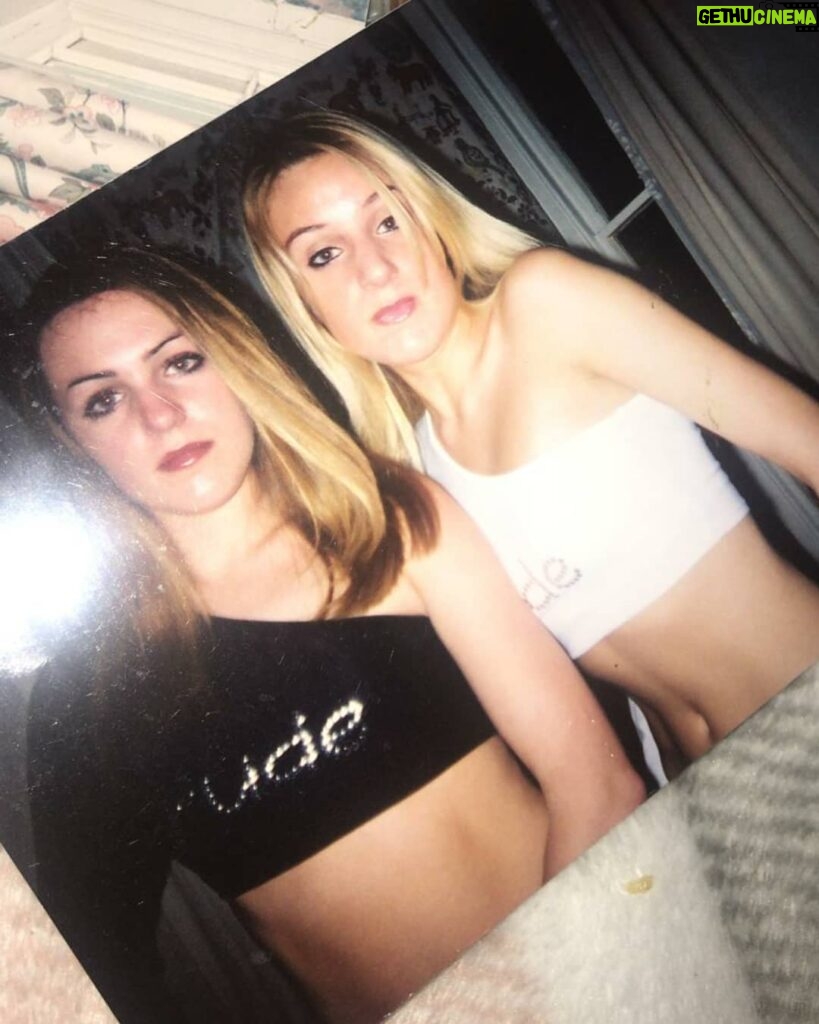 Daisy May Cooper Instagram - Going through pictures for my new book and found this one of me and my cousin before hitting the club. (Our fucking tops have 'rude' written on them ffs 🤣🤣🤣🤣😍) thought I looked so fucking hot and my head looks like its been badly photoshopped on.