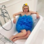 Dakota Fanning Instagram - Scrub a dub dub 🛁